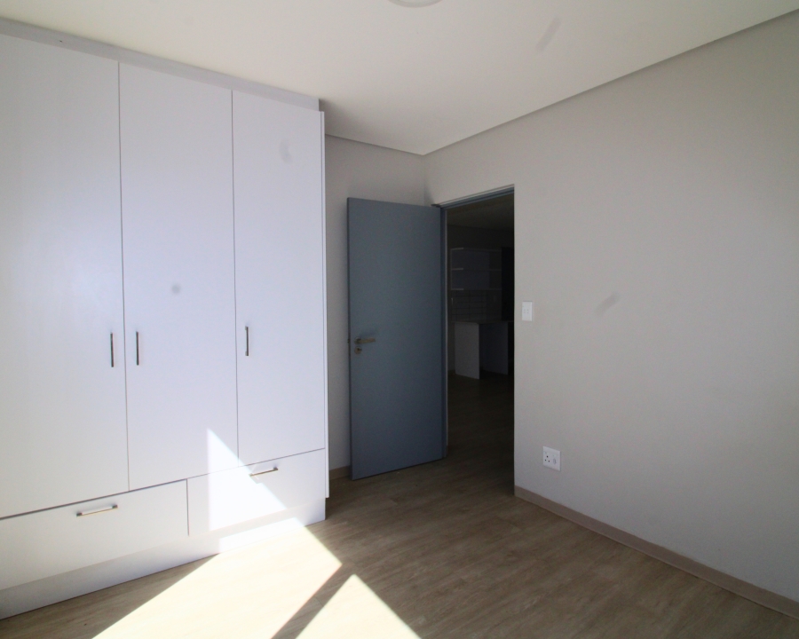 To Let 2 Bedroom Property for Rent in Somerset West Western Cape